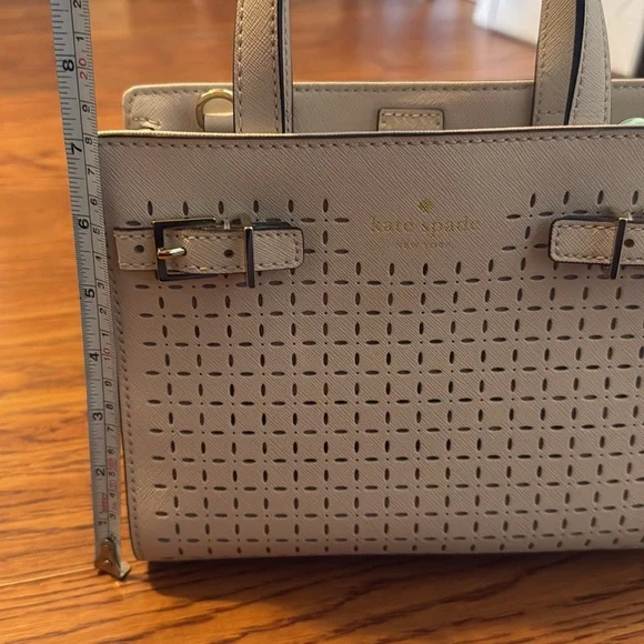 Kate Spade cutout design light grey purse with buckles and top handle - Picture 7 of 8